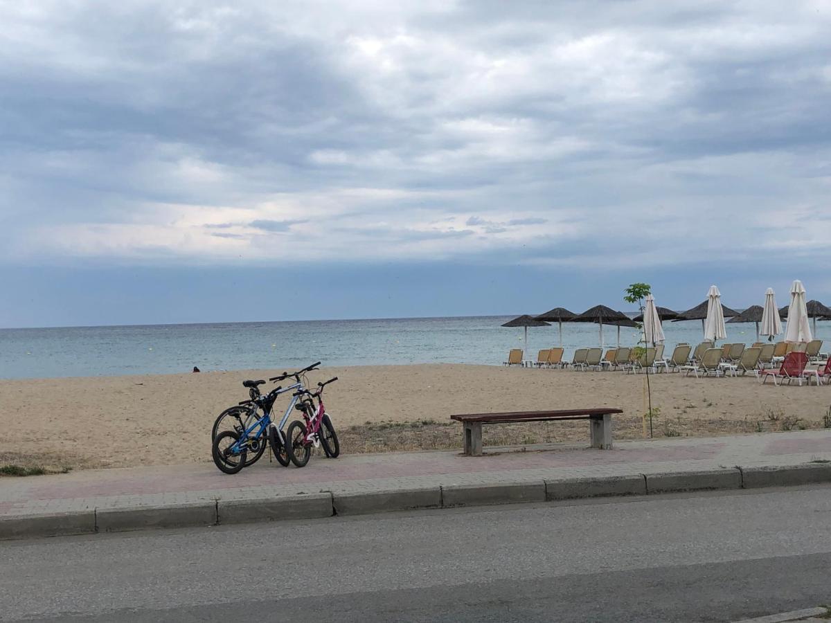 Thea Sea Apartment Néa Mudaniá Kültér fotó